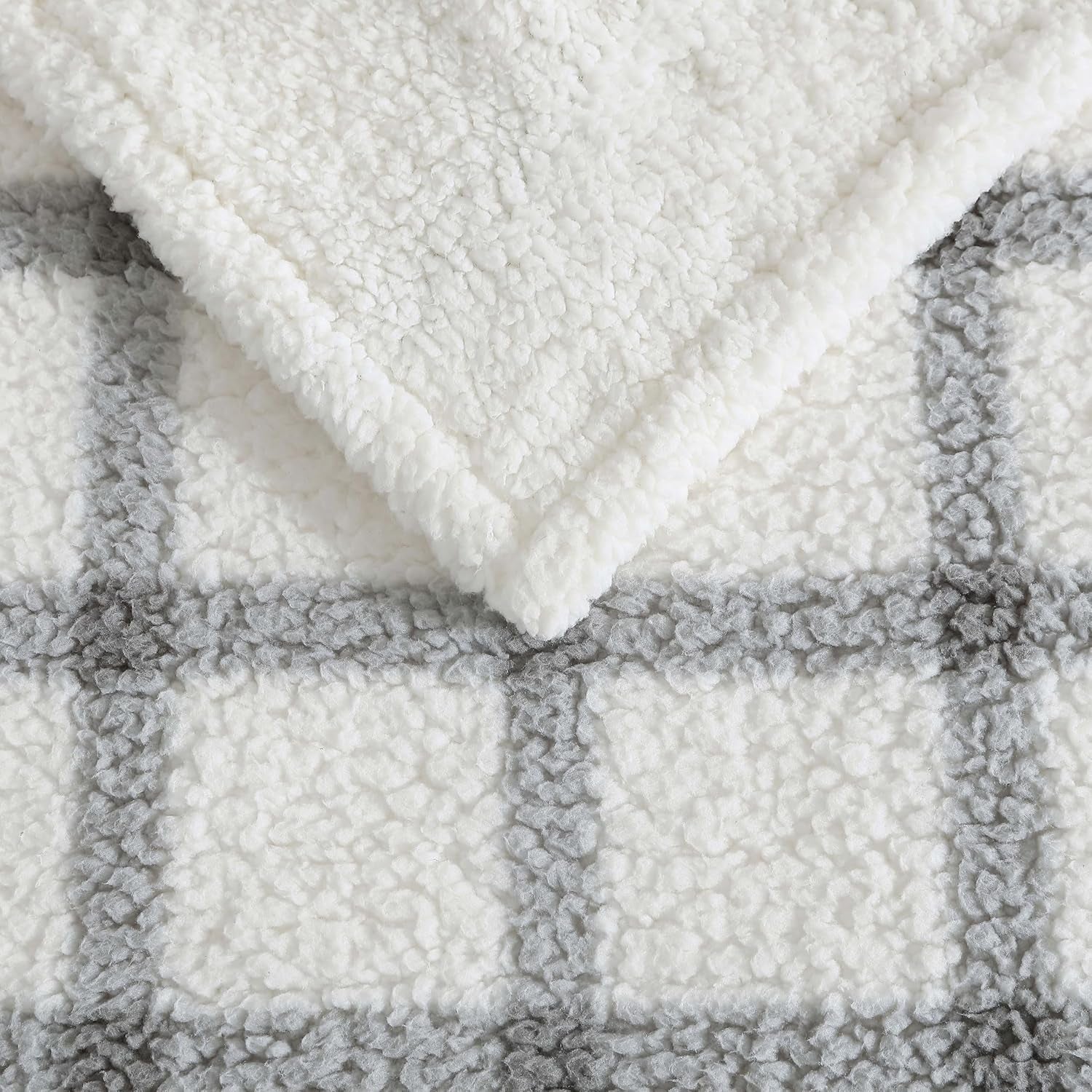 Eddie Bauer - Throw Blanket, Ultra-Soft Plush Bedding with Faux Shearling Reverse, Blanket for Couch & Bed (Bunkhouse Plaid Grey, 50" X 60")